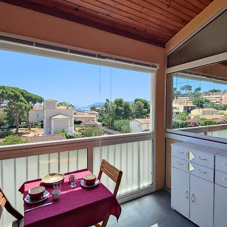 Apartmán Charming Cocoon With Sea View *